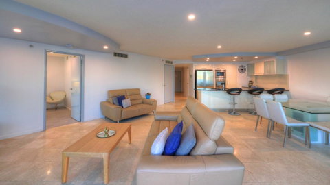 Cilento Mooloolaba - Tourism Search 26