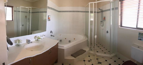 The Bearded Dragon Boutique Hotel - Tourism Search 5