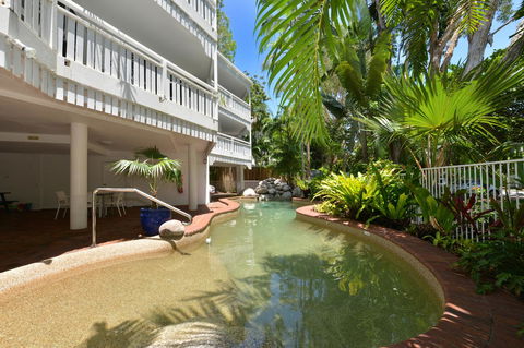 The White House Port Douglas - Tourism Search 20