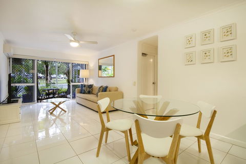 The White House Port Douglas - Tourism Search 14