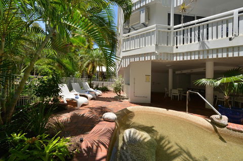 The White House Port Douglas - Tourism Search 19