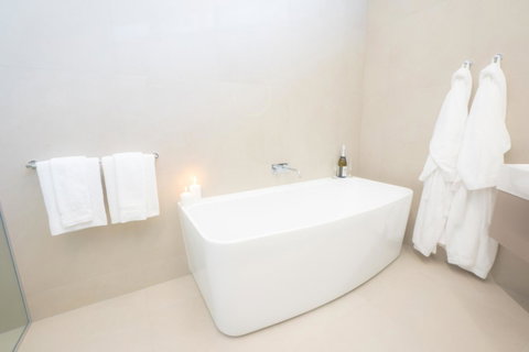 Pacific Hotel Cairns - Tourism Search 23