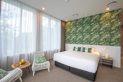 Pacific Hotel Cairns - Tourism Search 0