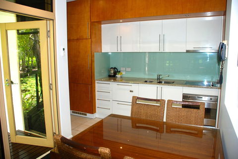 Sanctuary Palm Cove - Tourism Search 23