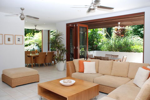 Sanctuary Palm Cove - Tourism Search 3