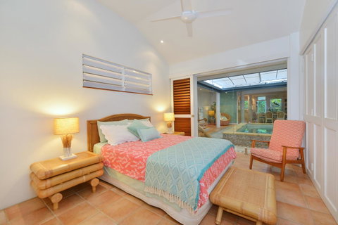 [ ANDY'S BEACH HOUSE ] - Tourism Search 25