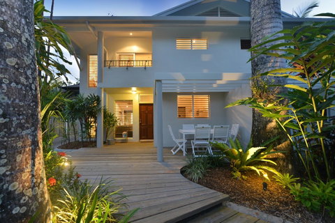 [ ANDY'S BEACH HOUSE ] - Tourism Search 6