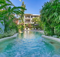 Sea Point on Trinity Beach - Tourism Search