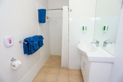 Port Douglas Motel - Tourism Search 13