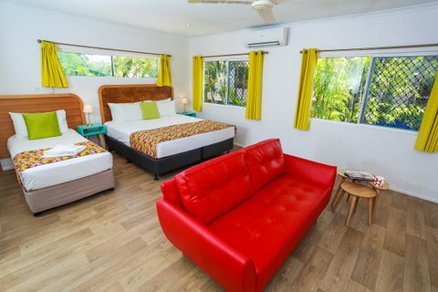Port Douglas Motel - Tourism Search 8