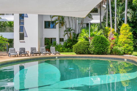 Roydon Beachfront Apartments - Tourism Search 11