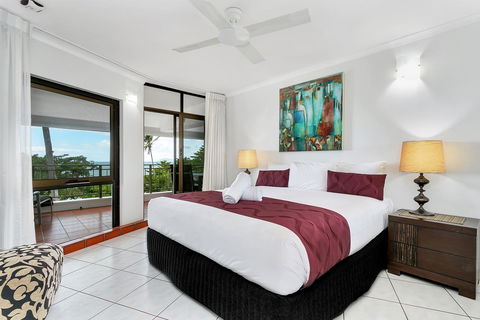 Roydon Beachfront Apartments - Tourism Search 22