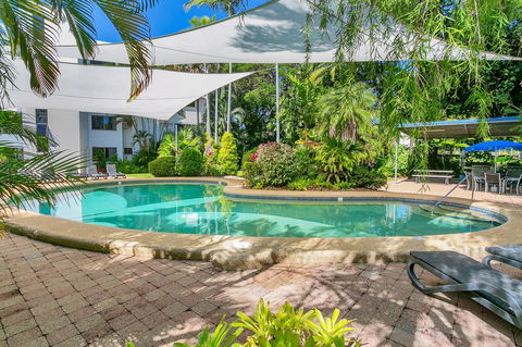 Roydon Beachfront Apartments - Tourism Search 12