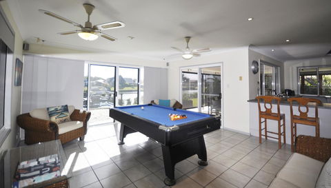 Bribie Island Canal Holiday Destination! - Tourism Search 12