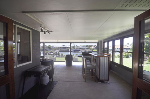 Bribie Island Canal Holiday Destination! - Tourism Search 21