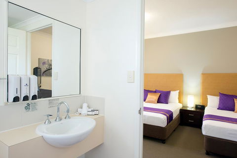 Park Regis Anchorage - Tourism Search 17