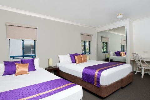 Park Regis Anchorage - Tourism Search 18