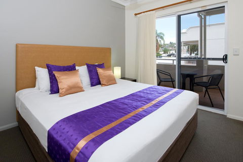 Park Regis Anchorage - Tourism Search 16