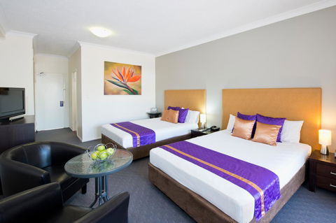 Park Regis Anchorage - Tourism Search 11