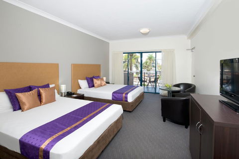 Park Regis Anchorage - Tourism Search 12