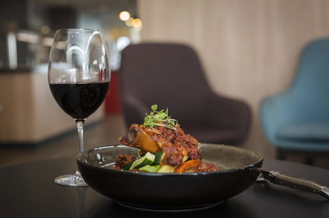 Ibis Mackay - Tourism Search 12