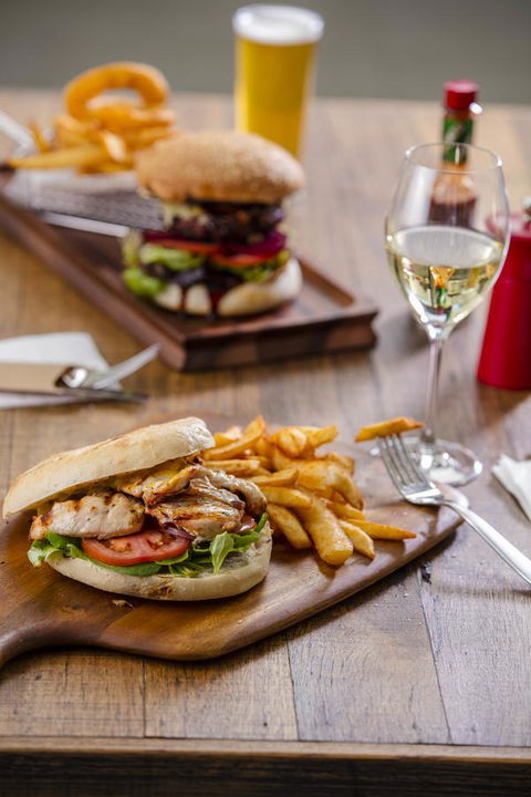 Ibis Mackay - Tourism Search 17