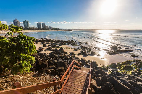 The Pink Hotel Coolangatta - Tourism Search 34