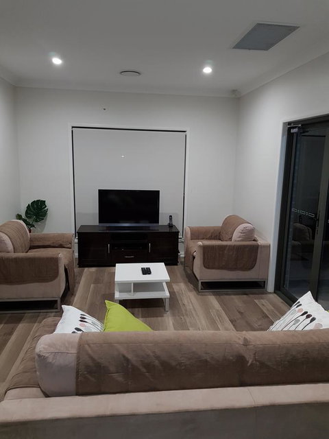 Adwaga Lodge - Tourism Search 8