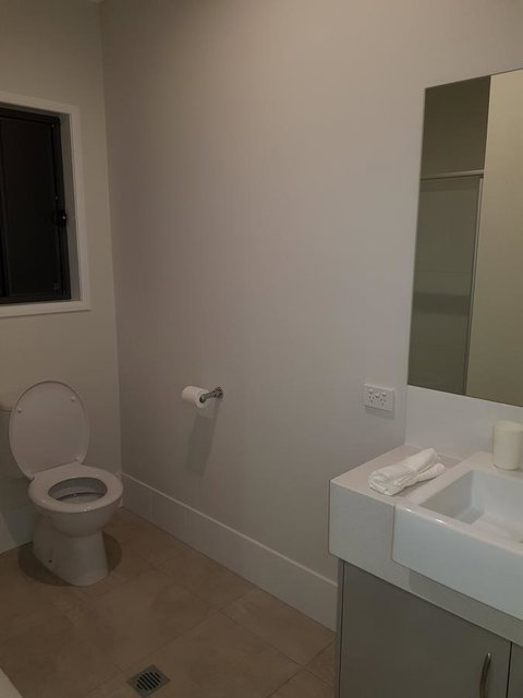 Adwaga Lodge - Tourism Search 13