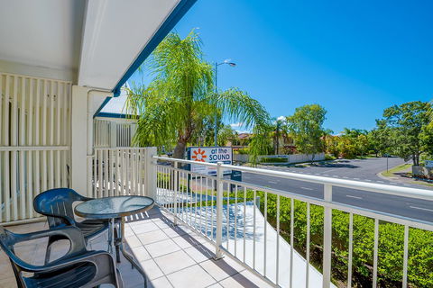 At The Sound Noosa Motel - Tourism Search 33