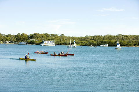 At The Sound Noosa Motel - Tourism Search 13
