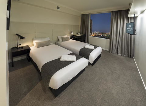 Woodroffe Hotel - Tourism Search 12