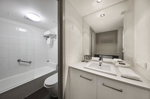 Novotel Surfers Paradise - Tourism Search 19