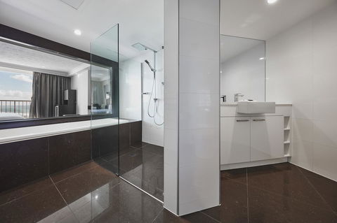 Novotel Surfers Paradise - Tourism Search 20