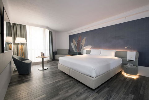 Novotel Surfers Paradise - Tourism Search 9