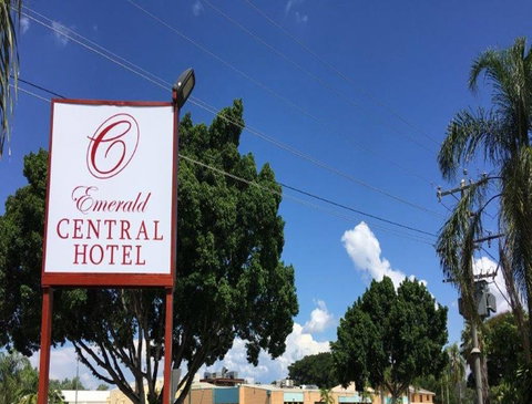 Emerald Central Hotel Official - Tourism Search 26