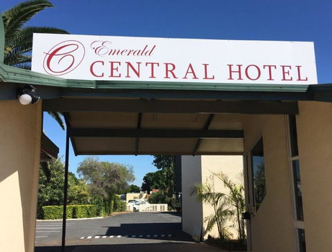 Emerald Central Hotel Official - Tourism Search 23