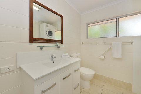 Lychee Tree Holiday Apartments - Tourism Search 9