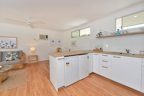 Lychee Tree Holiday Apartments - Tourism Search 40