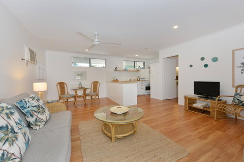 Lychee Tree Holiday Apartments - Tourism Search 32
