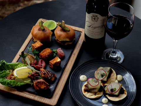 Pullman Cairns International - Tourism Search 35