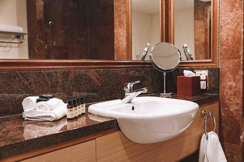 Pullman Cairns International - Tourism Search 7