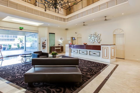 Central Cosmo Apartment Hotel - Tourism Search 6