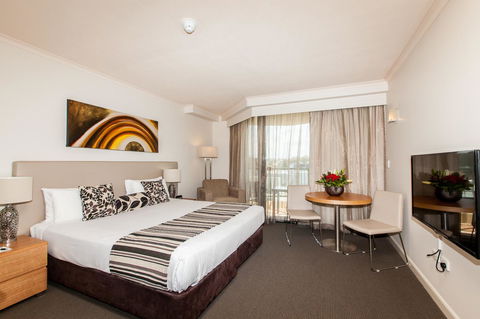 Central Cosmo Apartment Hotel - Tourism Search 1