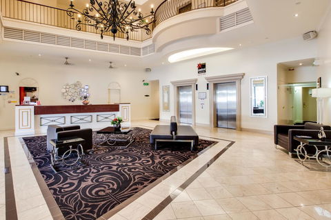 Central Cosmo Apartment Hotel - Tourism Search 3