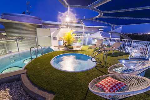 Beach Club Resort Mooloolaba - Tourism Search 9
