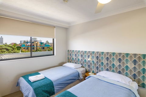 Burgess @ Kings Beach Apartments - Tourism Search 38