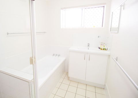 Aabon Apartments & Motel - Tourism Search 21