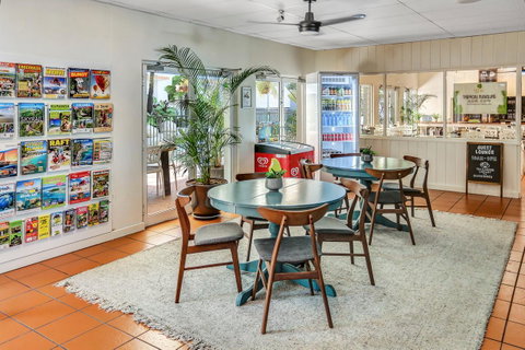 Coral Tree Inn - Tourism Search 16