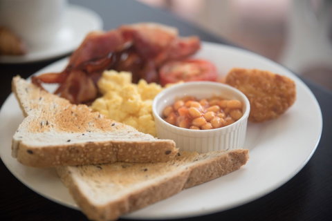 Coral Tree Inn - Tourism Search 38
